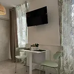 Dimora Preziosa 3 Apartment Bari