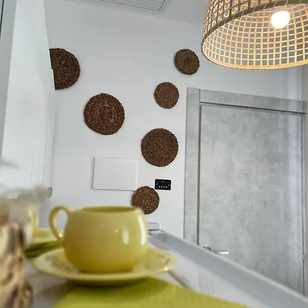 Dimora Preziosa 3 Апартаменты *